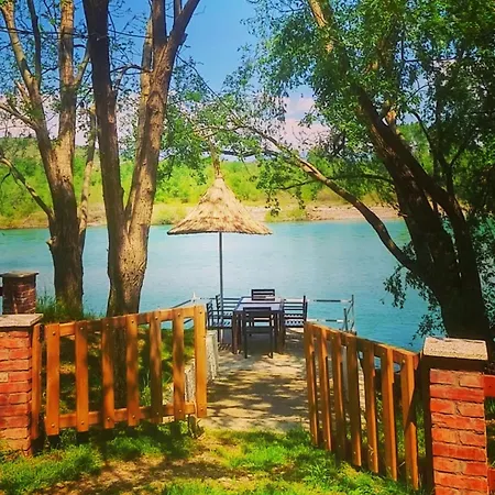 Vila Teverde Shkodër