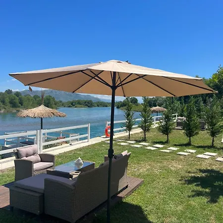 Teverde Вилла Шкодер