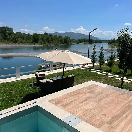 빌라 Teverde Shkodër