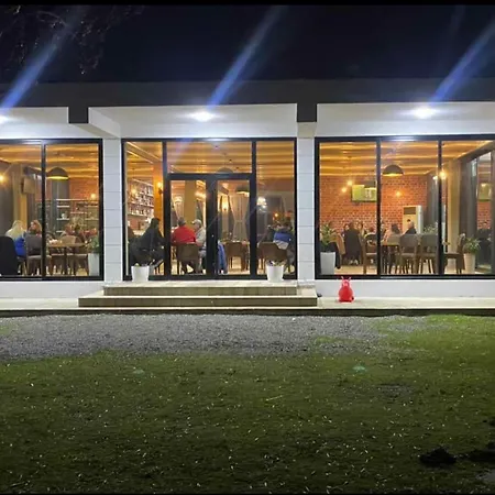 Teverde Villa Shkodër